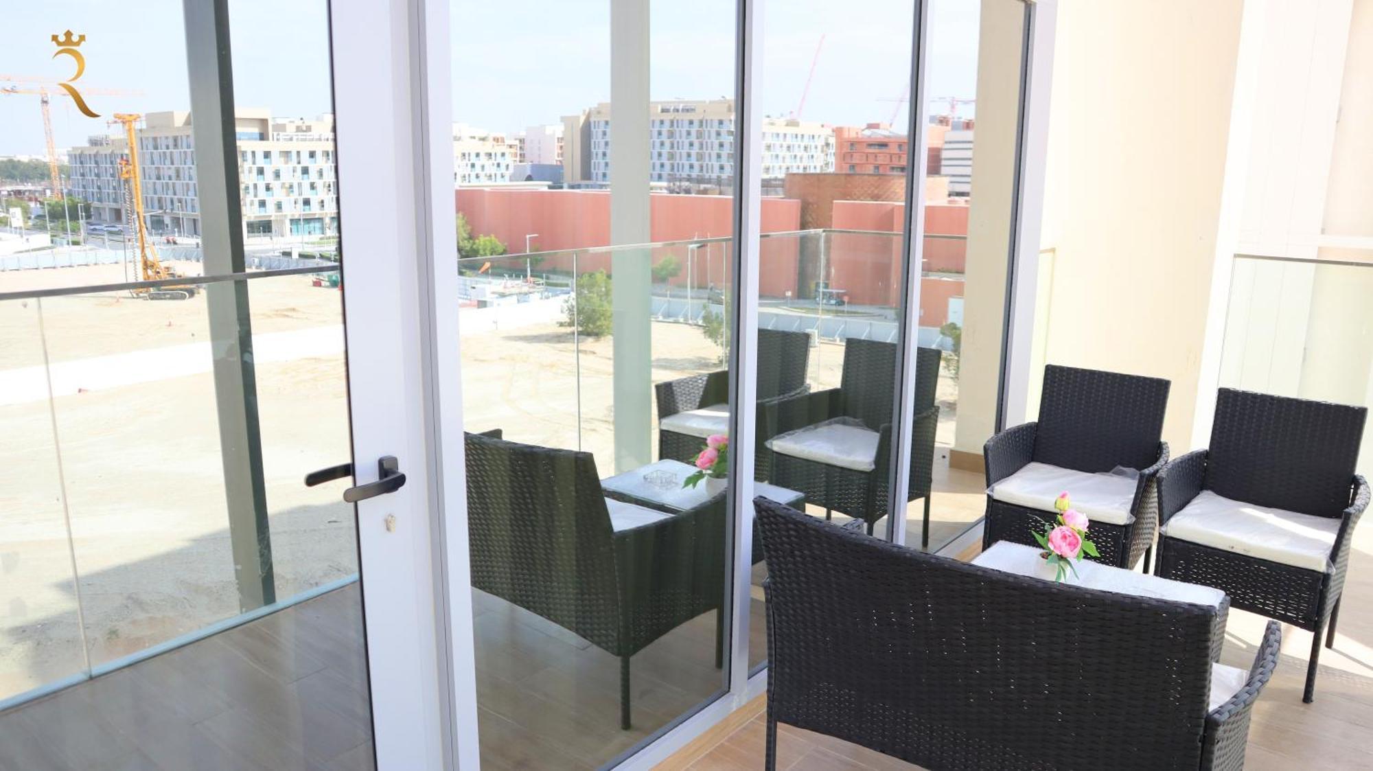Apartment Nest Your 2br In Masdar *